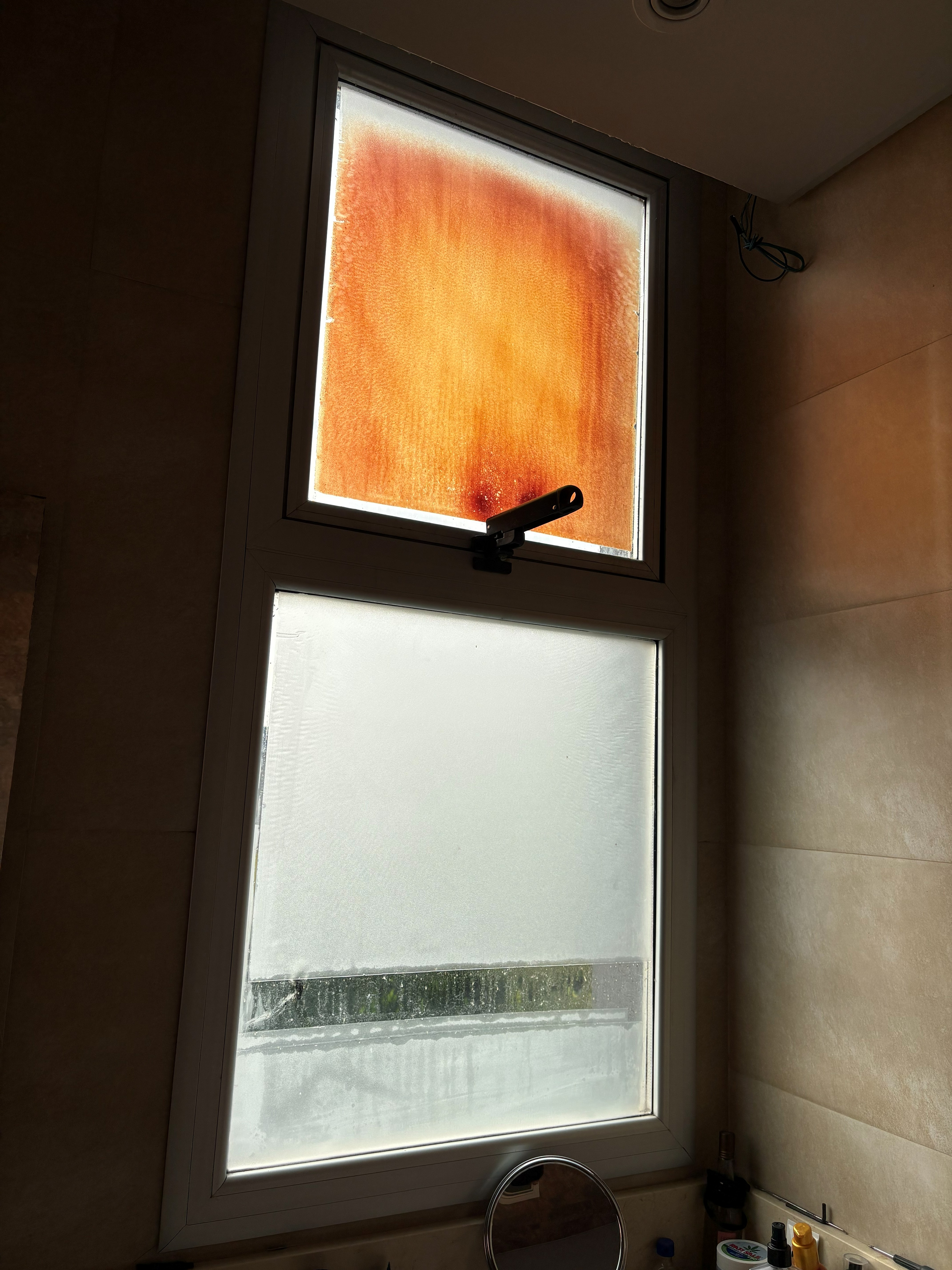 Reemplazo de Vinilos – ventana de baño, antes